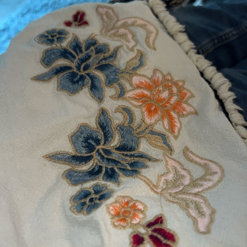 MinkPink Embroidered Super Crop Top from Revolve - size M - Picture 6 of 6